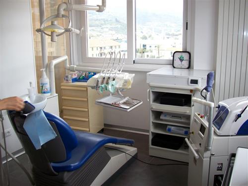 Studio Dentistico Odontoiatrico Latronico dei