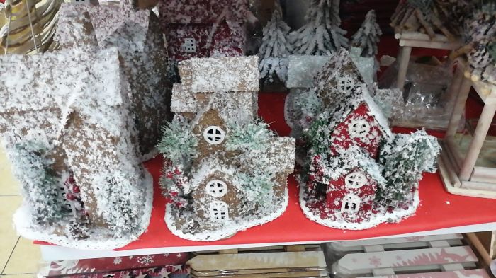 Articoli Di Natale.Offerta Alberi Di Natale E Articoli Natalizi Ingrosso E Sihappy