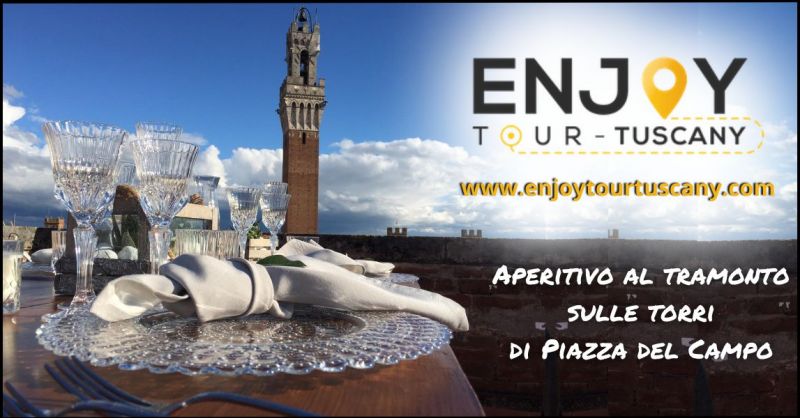 occasione aperitivo al tramonto sulle torri di piazza del campo a Siena - offerta visite guidate a Siena