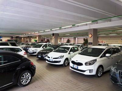offerta servizio compravendita vendita automobili offerta trasporto auto in bulgaria verona