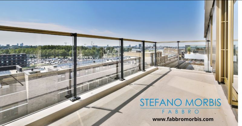 parapetti in vetro su misura per balconi e terrazzi