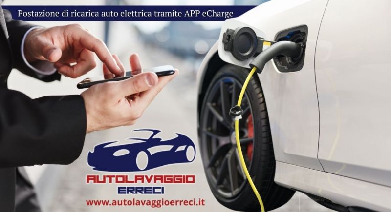 postazione di ricarica auto elettrica tramite APP eCharge