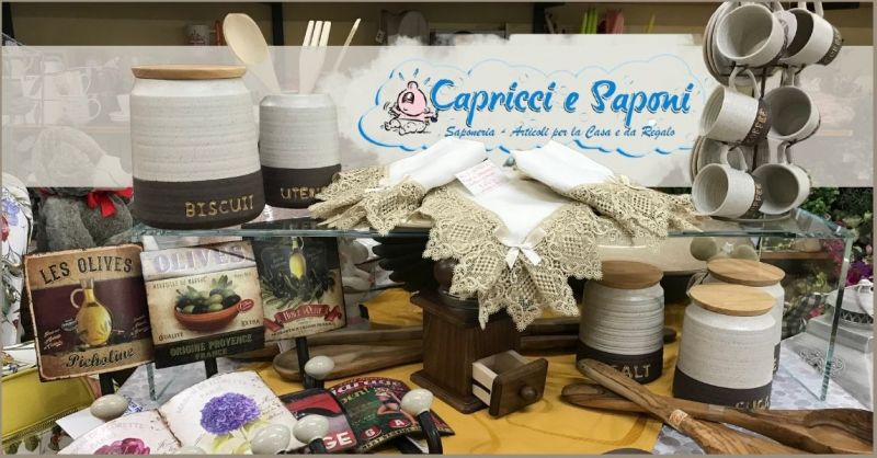  occasione vendita oggettistica e accessori per cucina Versilia - CAPRICCI E SAPONI