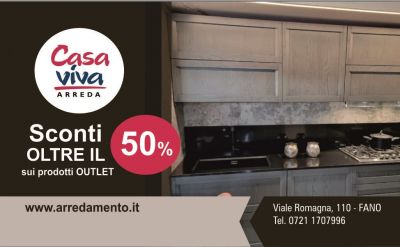 offerta negozio di arredamento con prodotti a prezzi outlet