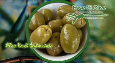 offerta olive verdi schiacciate ricetta tipica pugliese promozione olive verdi schiacciate piccanti vendita online prodotti pugliesi