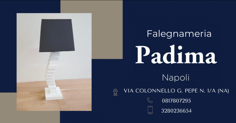 Offerta vendita lampada da tavolo in legno massello laccato Napoli