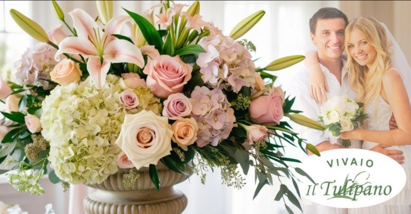 fiorista specializzata allestimenti e addobbi floreali per matrimoni