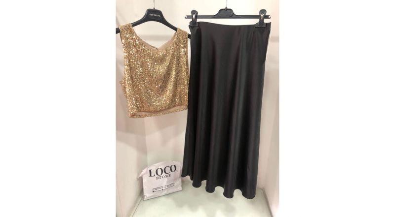 Offerta  Gonna lunga con top in paillettes oro a Marano di Napoli