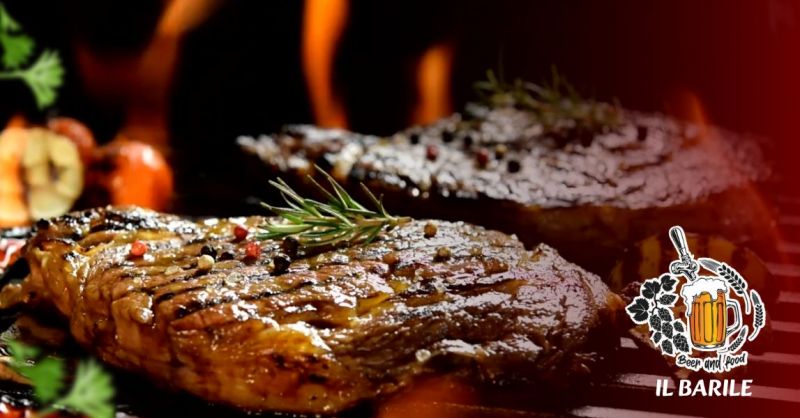 locale con carne alla griglia e degustazione birre artigianali