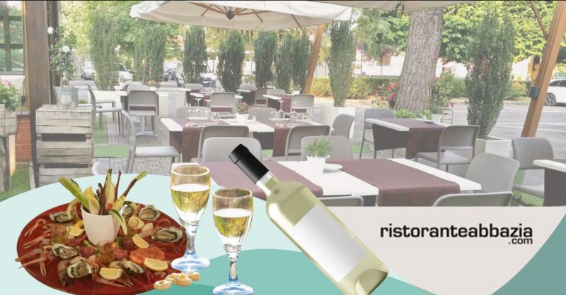 ristorante per cerimonie con giardino