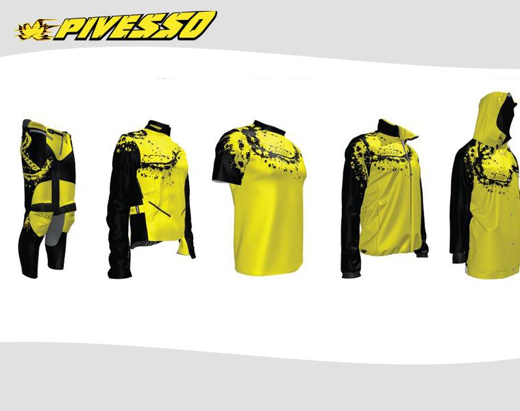  Promozione - abbigliamento sportivo - offerta Montebelluna - occasione - sportwear